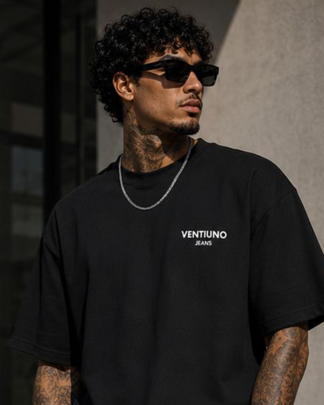 VENTIUNO Men’s Premium Slim fit Tee